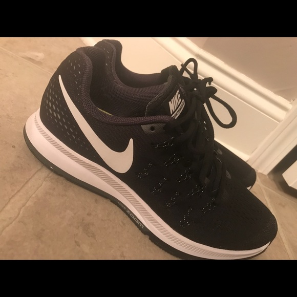 Nike Shoes - Nike zoom Pegasus